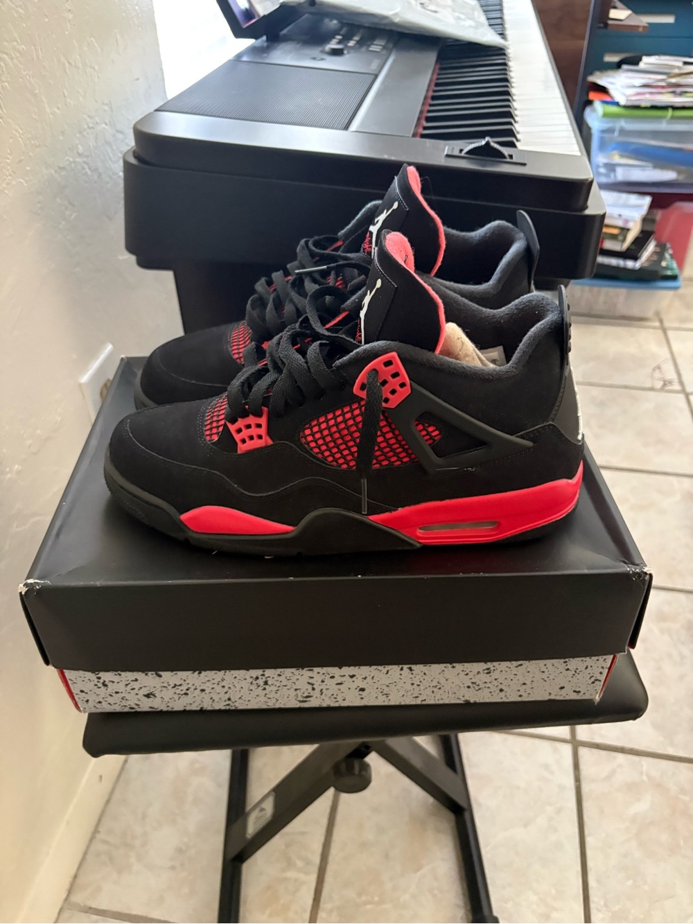 Jordan Retro Low-Top Sneakers Size 11 - Black/Red
